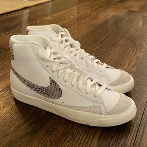 Nike Blazer Mid ‘77 VNTG WE REPTILE